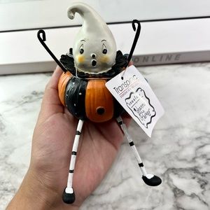 Johanna Parker Sitting Ghost